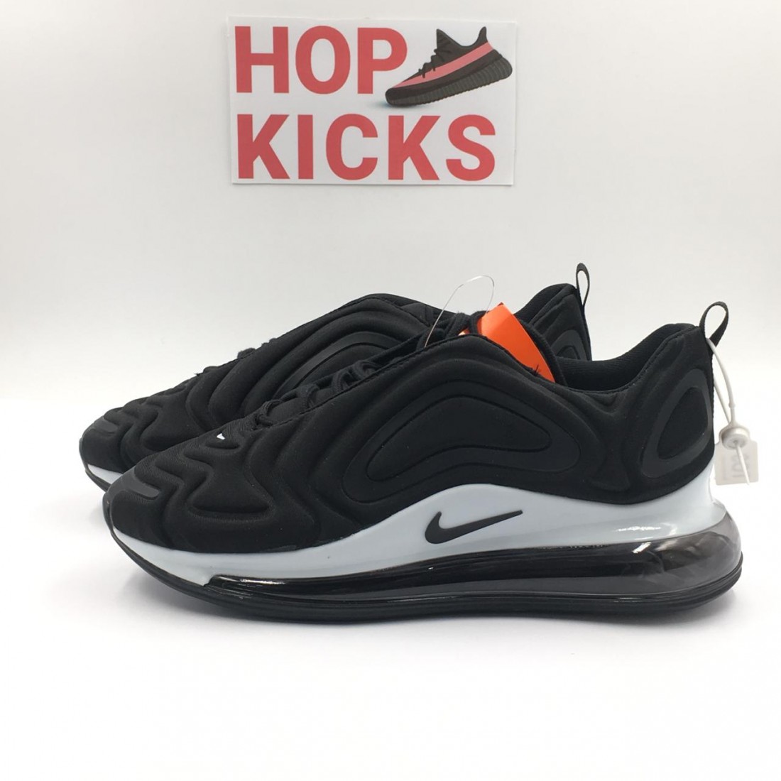 air max 720 black and white